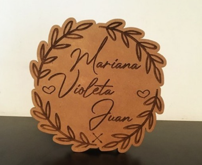 Cuadros en MDF con corte personalizado
